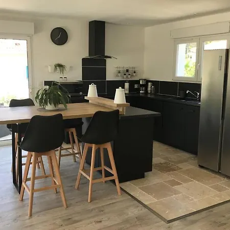 Сasa de vacaciones LES ALIZES Côté PISCINE PROCHE BORD DE MER
