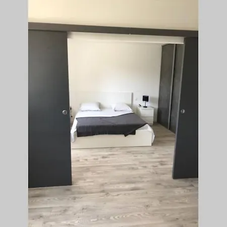 LES ALIZES Côté PISCINE PROCHE BORD DE MER *