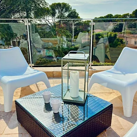 Les Alizes Côté Piscine Proche Bord De Hébergement de vacances *