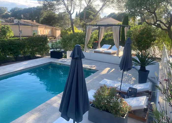 Сasa de vacaciones Les Alizes Côté Piscine Proche Bord De